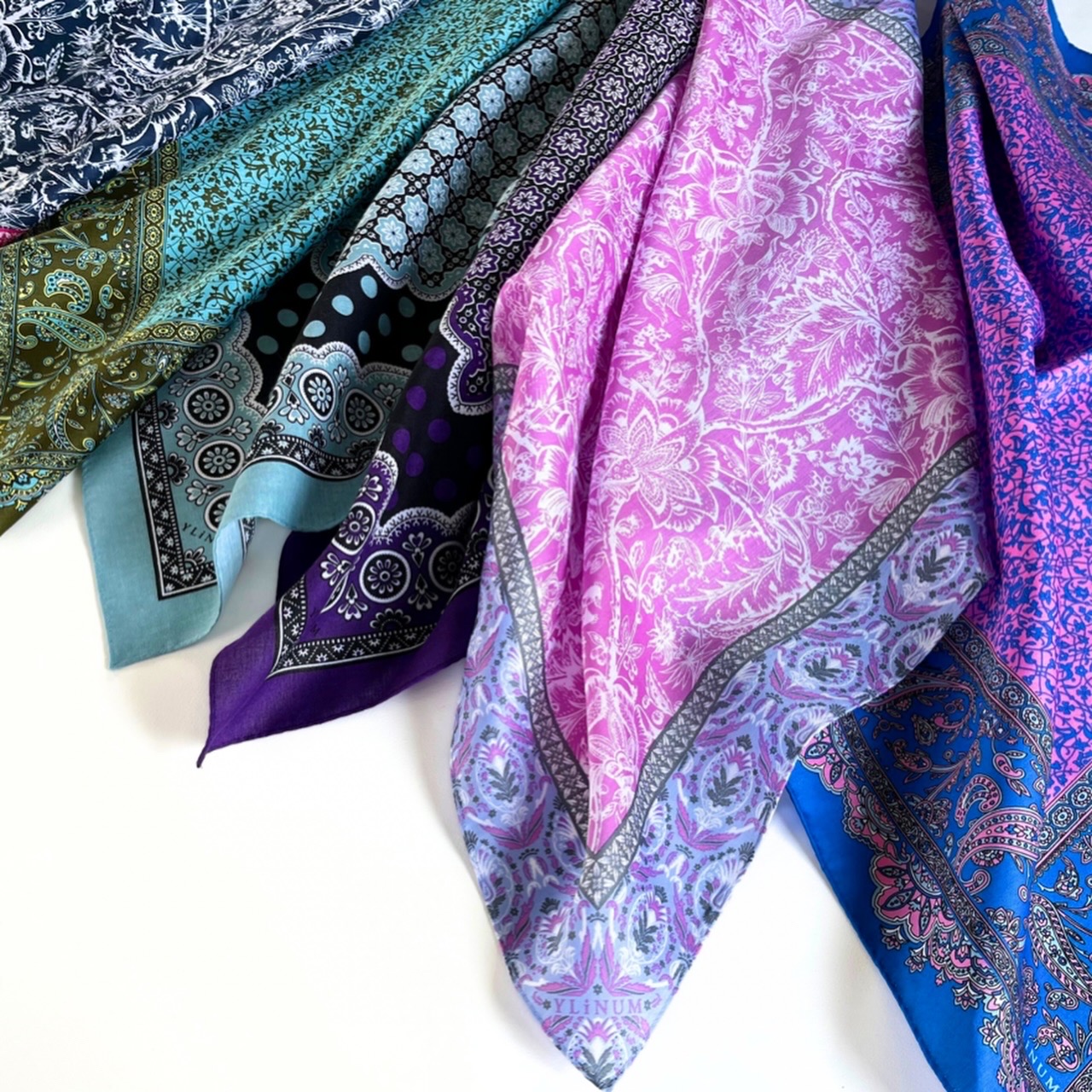 YLINUM 手捺染ハンカチ・バンダナ